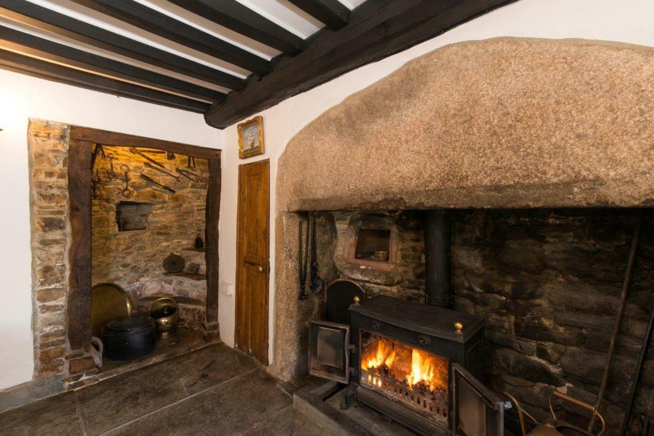 Hallagather Farmhouse Crackington Haven Eksteriør billede